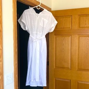 beautiful white dress XL